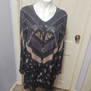 Free people adorable floral swing dress, long sleeves, metal buttons